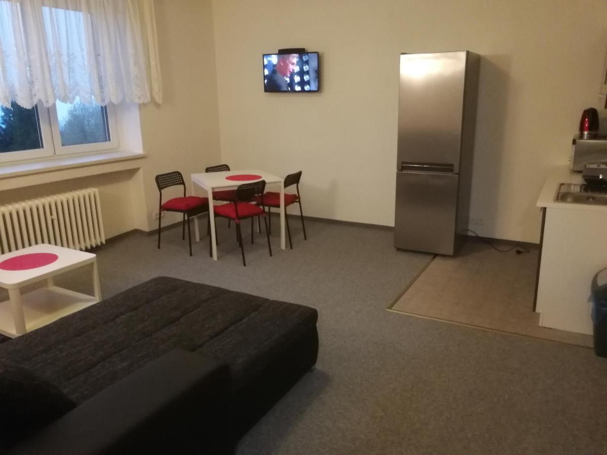 Hotel - Penzion M&M Jachymov Bagian luar foto